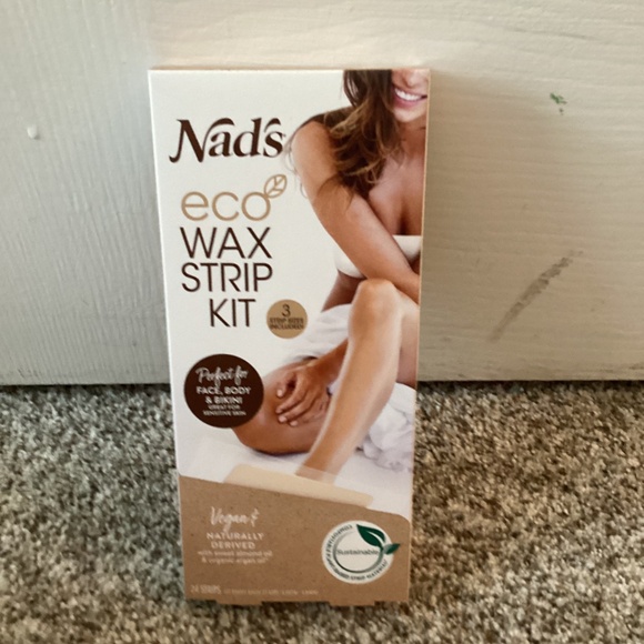 Nad's Hair Removal Eco Wax Strip Kit BNIB - Picture 2 of 5